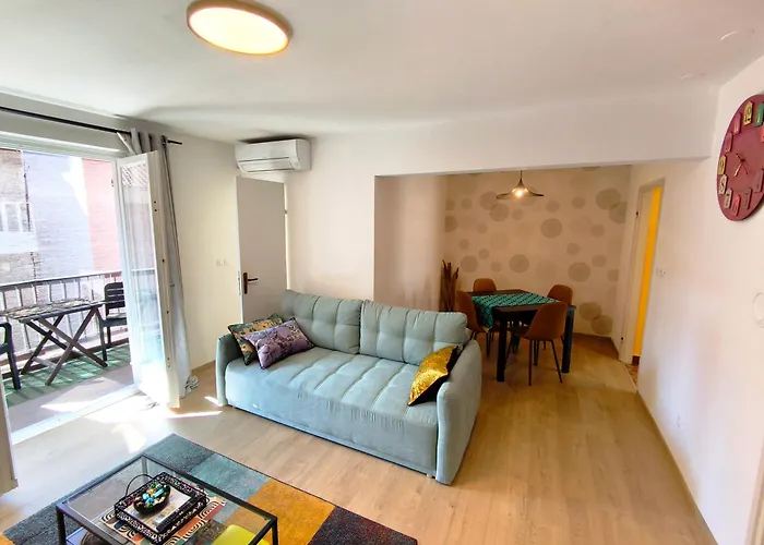 Travel Stop * ポレッチ